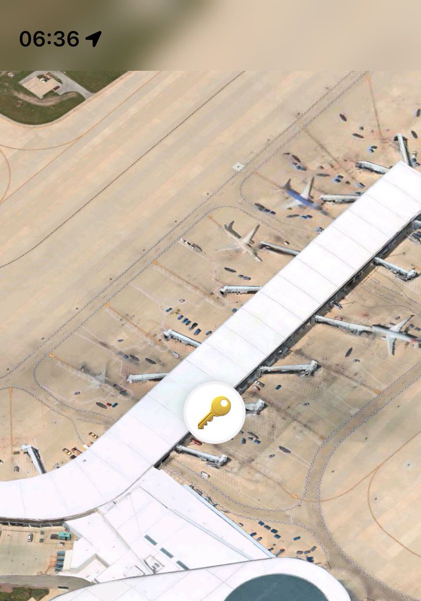 david_raynor's tweet photo. @AmericanAir Specific location https://t.co/xGkiJG2lBJ