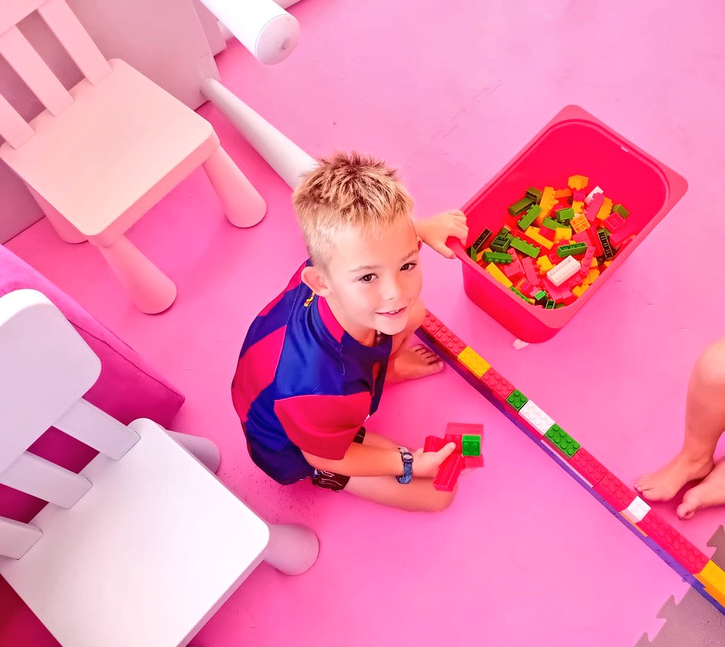 ENTERTAINMENT TEAM tweet media