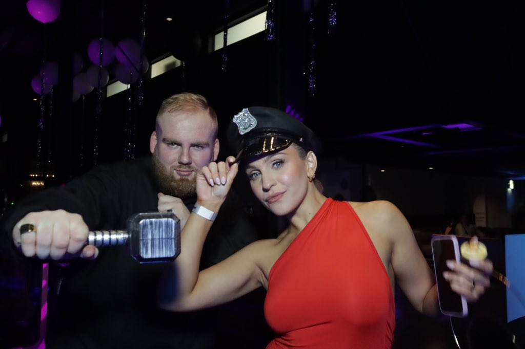 NeoNomadIntern's tweet photo. When our CMO @L0LS0RRy and head of design @Carlisle714186  team up, you know it’s serious business. Watch out they mean hard ass business 🔥🔨😬 https://t.co/hITgIuT3lZ