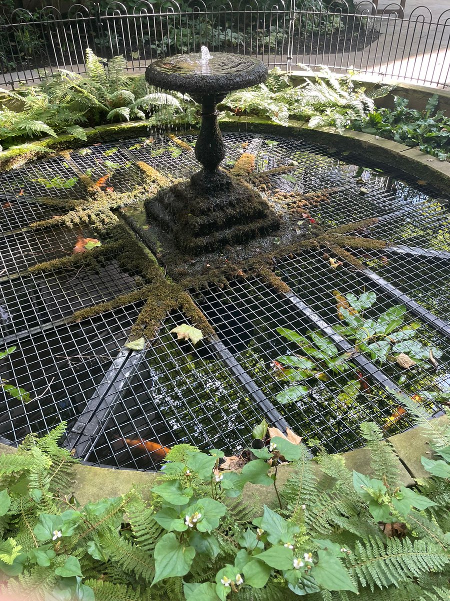 Aldgate Ward Gardens of the City Walk 

Aldgate members and guests enjoyed a fantastic walk hosted by President Tim McNally learning about famous historical landmarks in the City of London, followed by the visit to the pub.

#walk #london #gardens