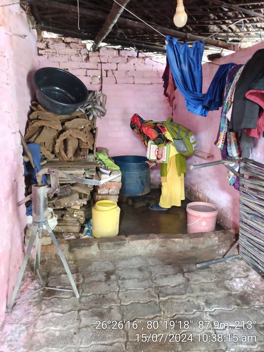 Sangeet11693085's tweet image. एम्बेड परियोजना के तहत  कानपुर नगर नटवन टोला बस्ती में डेगू और मलेरिया के बारे में जानकारी दी 
 #MalariaFreeIndia
#Embed2Endmalaria 
#Malaria
#Dengue 
#DengueFreeIndia
@sammaansingh
@sksomya
@rajesh_amh