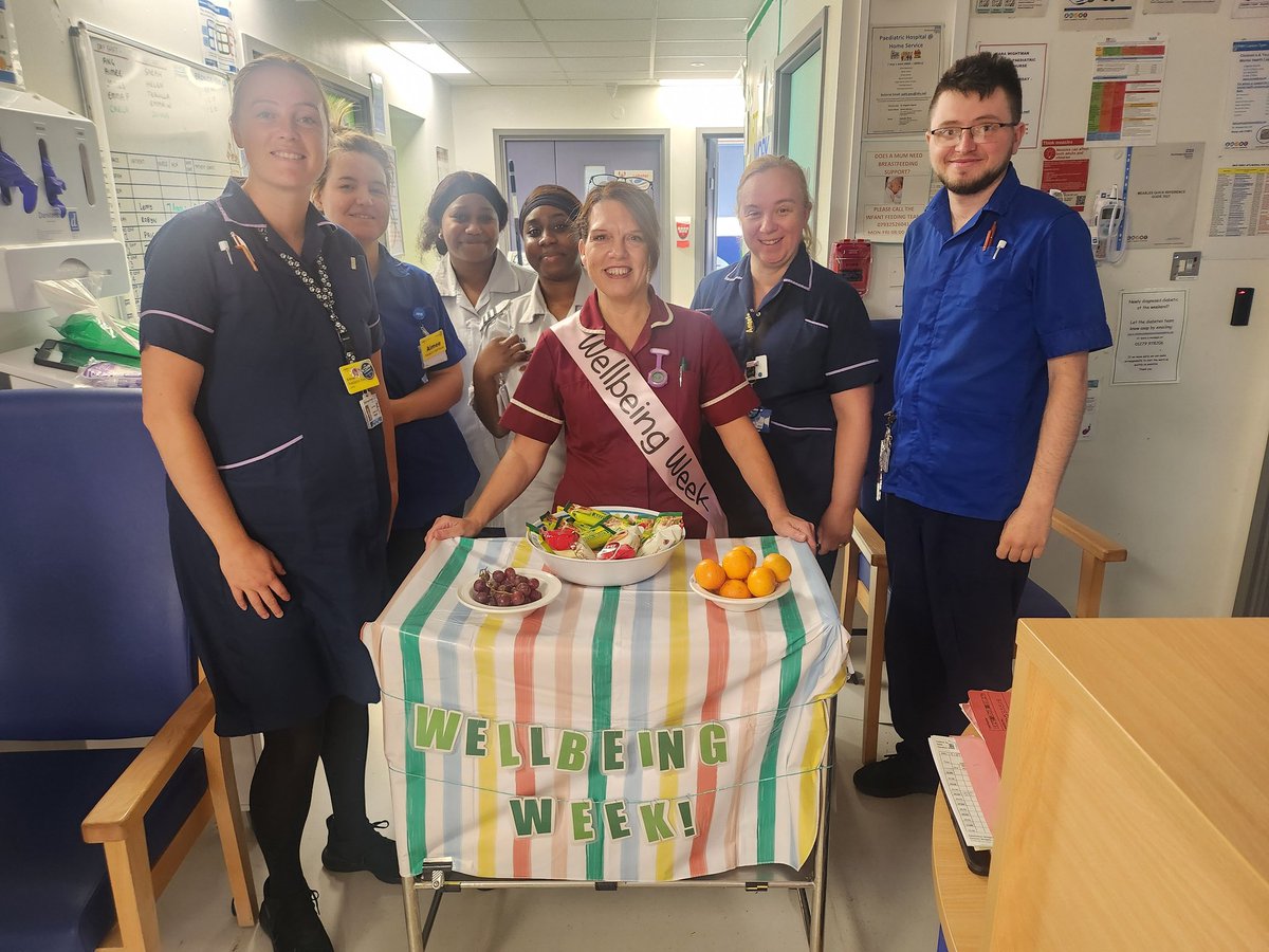 nurseynorth tweet media