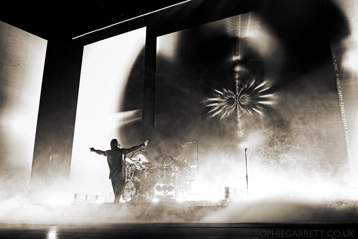 New images on the loose: Avenged Sevenfold in Amsterdam last month flickr.com/photos/sophiga…