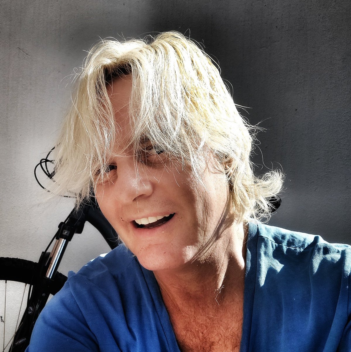 Saint Etienne tweet media