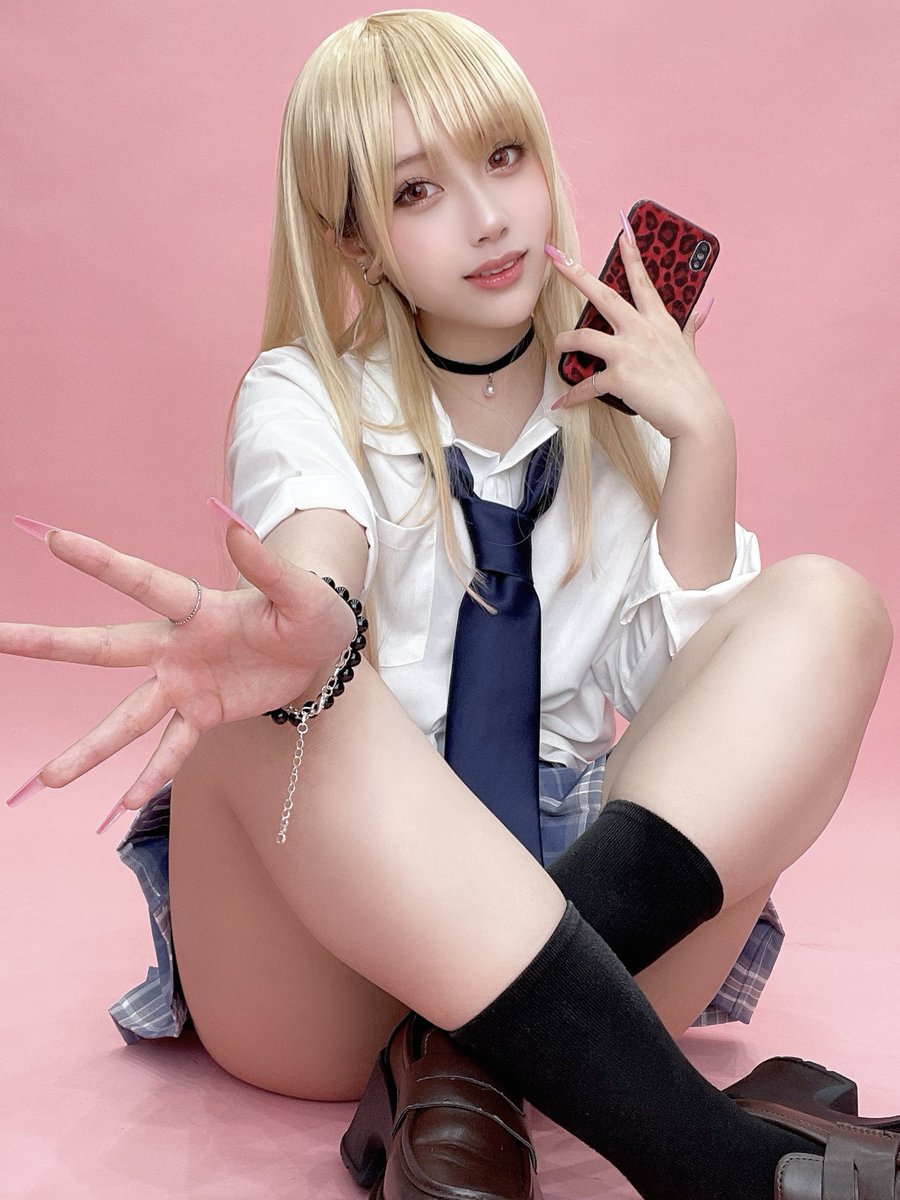 喜多川海夢🩷 #cosplay https://t.co/Bx9KP2WvBE