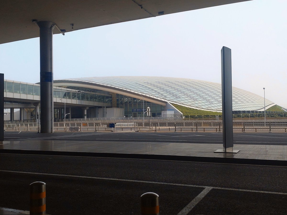 EO8o7e8IkWvbdNF's tweet photo. #北京空港　です https://t.co/hnUy5XfCLy