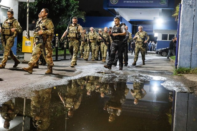 fator_rj's tweet photo. Operação na  CDD, Gardênia, Muzema , César Maia, Tijuquinha, Banco, Rio das Pedras , Fontela,  Sítio do pai João e Terreirão https://t.co/y0iRkKD7E6