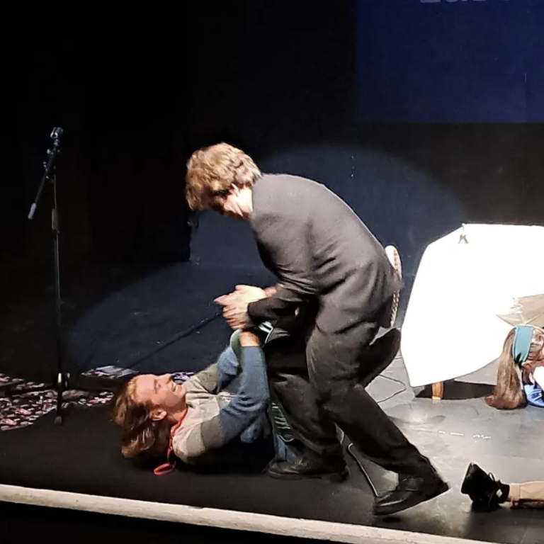 Much #edfringe excellence is listed here noblefailure.org/ed24.

Including the <a href="/bedlamfringe/">Bedlam Fringe</a> Late programme bedlamfringe.co.uk/late/, with e.g.
<a href="/kathyaqm/">Kathy Maniura</a> &amp; <a href="/elliebw_/">Ellie BW</a>'s BLOKENITE!
<a href="/EleanorMorton/">Eleanor Morton ($8)</a> &amp; <a href="/BJAlborough/">Benjamin</a>'s A Night with the Stars (Deceased)!
The Glang Show!
Ben's awards!