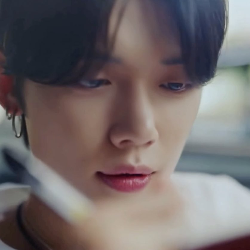 로디 tweet media