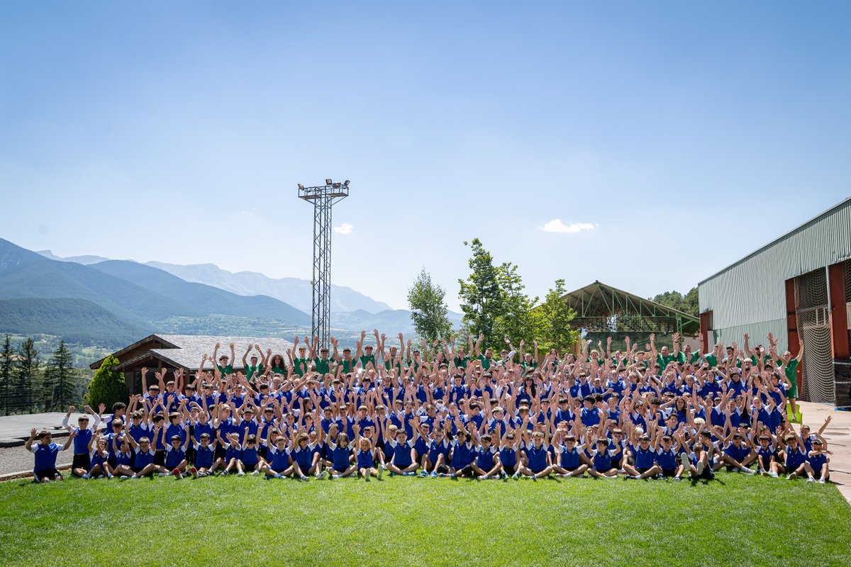 FCF_CAT's tweet photo. 😃⚽️ Tret de sortida a la quarta edició del 𝐂𝐚𝐦𝐩𝐮𝐬 𝐝𝐞 𝐟𝐮𝐭𝐛𝐨𝐥 𝐬𝐚𝐥𝐚 

📍 Bellver de Cerdanya
🔝 2⃣1⃣5⃣ participants 

📝: https://t.co/uESjZItGIi
🎥: https://t.co/8jcjeP6Xay
📸: https://t.co/rnTsxgF0rh

#CampusLCFS https://t.co/dbaDWxkgGE