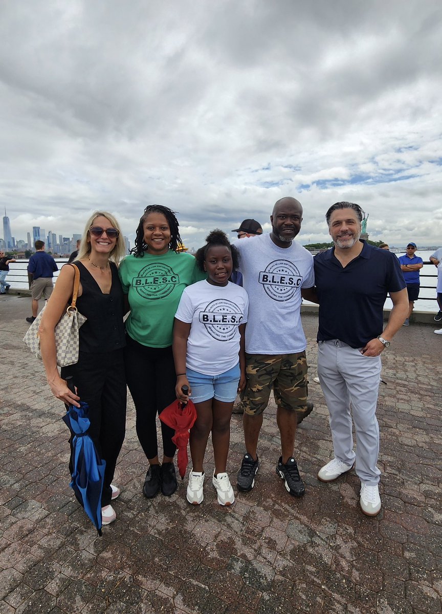 Truly honored to join the family of fallen hero, Detective Melvin Vincent Santiago, End of Watch 7/13/2014. Appreciate the elected officials, police officers and members of <a href="/jcpoba/">JCPOBA</a> who joined the walk to support the family and keep the memory of one of Jersey City's Finest alive.