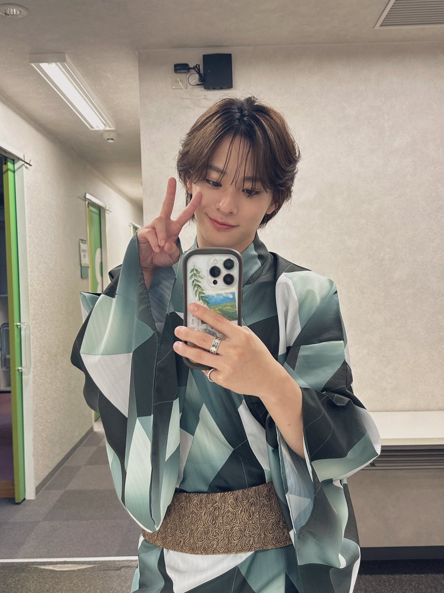 p_man1120's tweet photo. 『きしもとしゅんきのバースデーイベント2024』
〜25歳ほんまにありがとう〜

ご来場いただきありがとうございました！

1日通して思ったのは
やっぱしゅんきくん大好きだー！！！ってこと！

当日にみなさんと一緒にお祝いできてよかった☺️

改めて本当におめでとう！！！🎉 

浴衣着れた〜✌️ https://t.co/zlnuXIujaj
