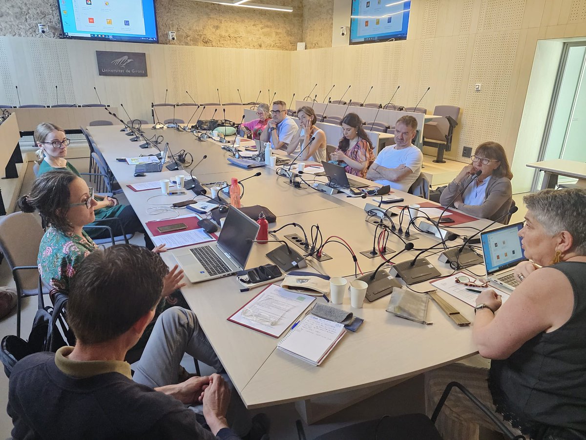 Campus Internacional (@uvic_relin) on Twitter photo Reunió anual de les Oficines Internacionals de les Universitats de Catalunya i Balears a la <a href="/univgirona/">Universitat de Girona</a>
Aquest any celebrem els 20 anys de la Cacatua Verda, grup de treball i fòrum de discussió i ajuda mútua d'aspectes administratius a les oficines de relacions internacionals. Reunió anual de les Oficines Internacionals de les Universitats de Catalunya i Balears a la <a href="/univgirona/">Universitat de Girona</a>
Aquest any celebrem els 20 anys de la Cacatua Verda, grup de treball i fòrum de discussió i ajuda mútua d'aspectes administratius a les oficines de relacions internacionals.
