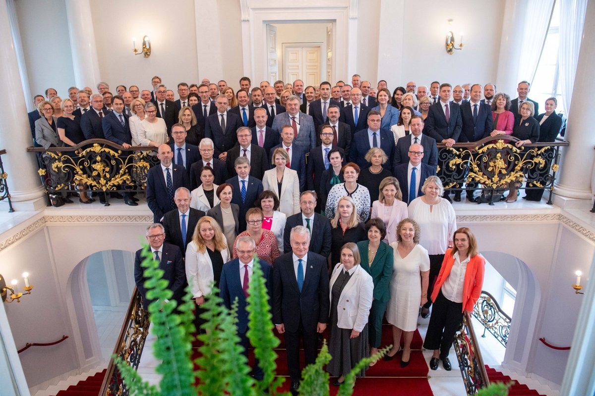 Met with the heads of Lithuania's diplomatic missions today. The role of diplomacy in the world of geopolitical tensions is crucial.

🇱🇹 diplomats will remain a strong voice advocating for support to 🇺🇦, strengthening regional security&amp; fighting for democratic values.