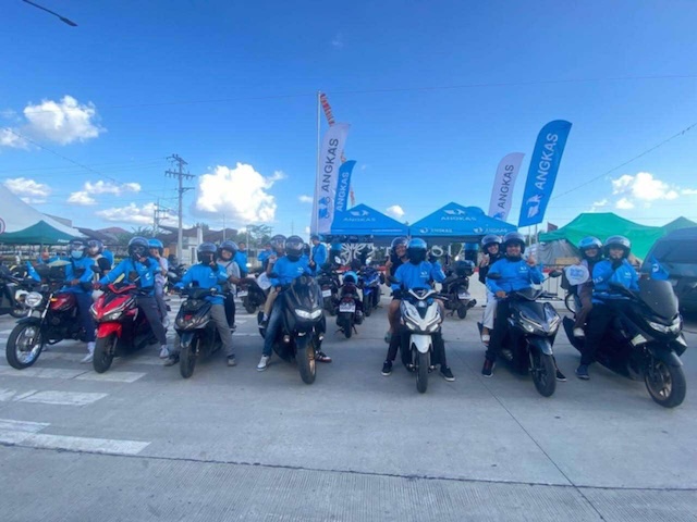 wheresrr's tweet image. Angkas awareness reaches nationwide: transforms stigma into opportunity as Filipinos support formalizing habal-habal     -  wheresrr.com/2024/07/15/tra… 

#WheresRR #angkas #habal #latest #news #newest #update