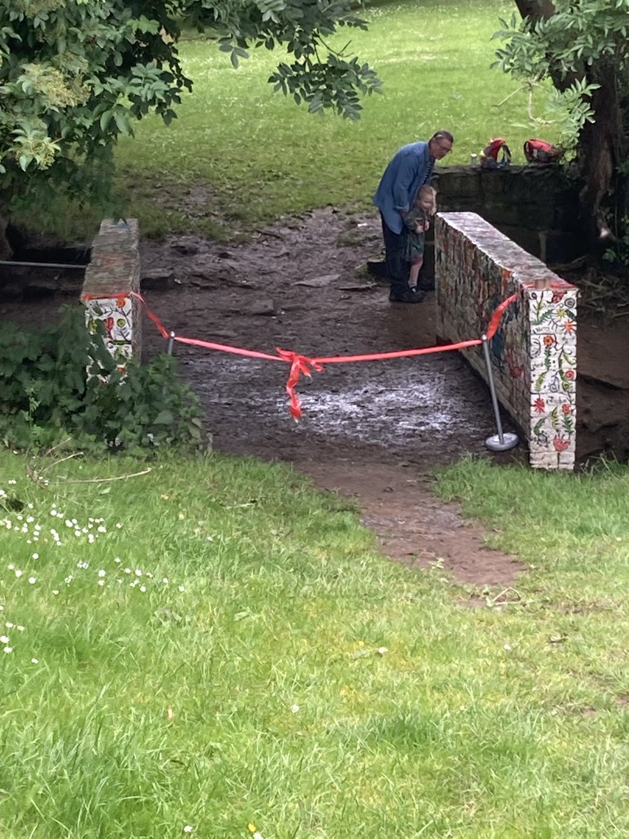All ready for our official opening <a href="/NeilBendelow/">Neil Bendelow</a> Mayor of Redcar and Cleveland and presenting our young artists from <a href="/WhaleHillSchool/">Whale Hill Primary School</a>