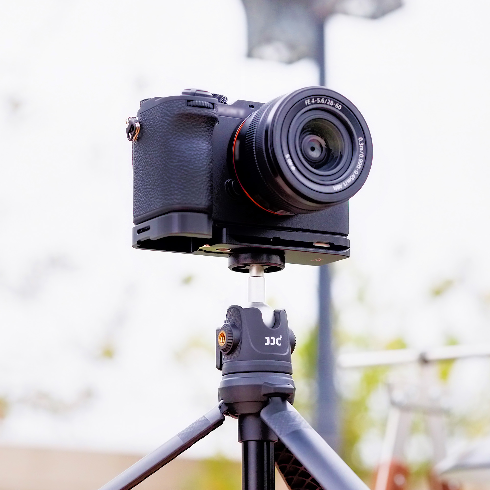 SONY α7CⅡ エクステンショングリップ付き+レンズ Amazon.co.jp: SONY