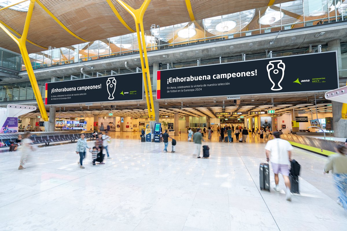 ¡Campeones de la #Euro2024! Enhorabuena a todos los jugadores y trabajadores de la <a href="/SEFutbol/">Selección Española Masculina de Fútbol</a>. Nos habéis hecho vibrar durante todo el torneo. Un hito semejante se merece que todo el mundo lo sepa y por eso nuestro 'Hola Madrid' lucirá un mensaje de agradecimiento a la selección.
