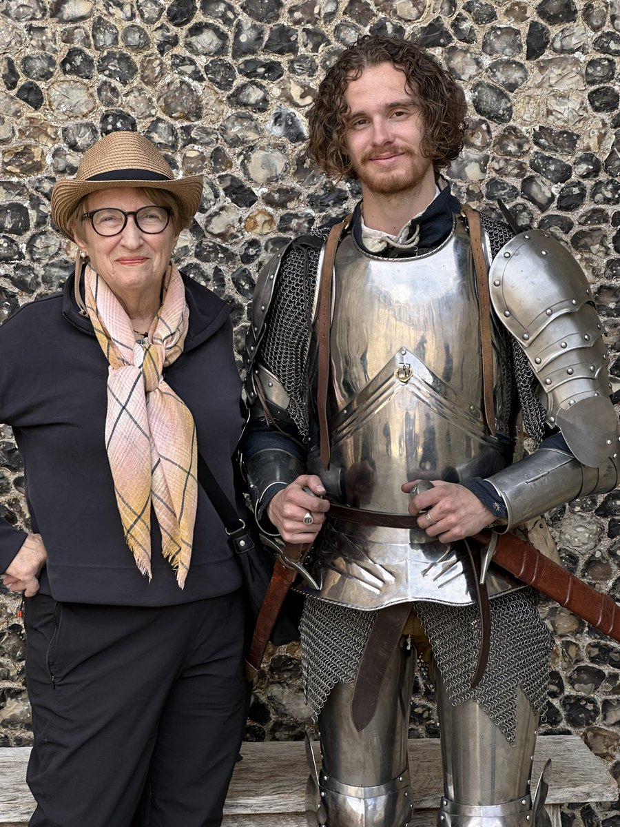 Your knight in shining armor awaits . . . at Arundel Castle, England!