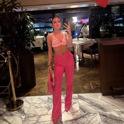ecemcnrr's tweet photo. #YeniProfilResmi https://t.co/9DyB0xEBoN