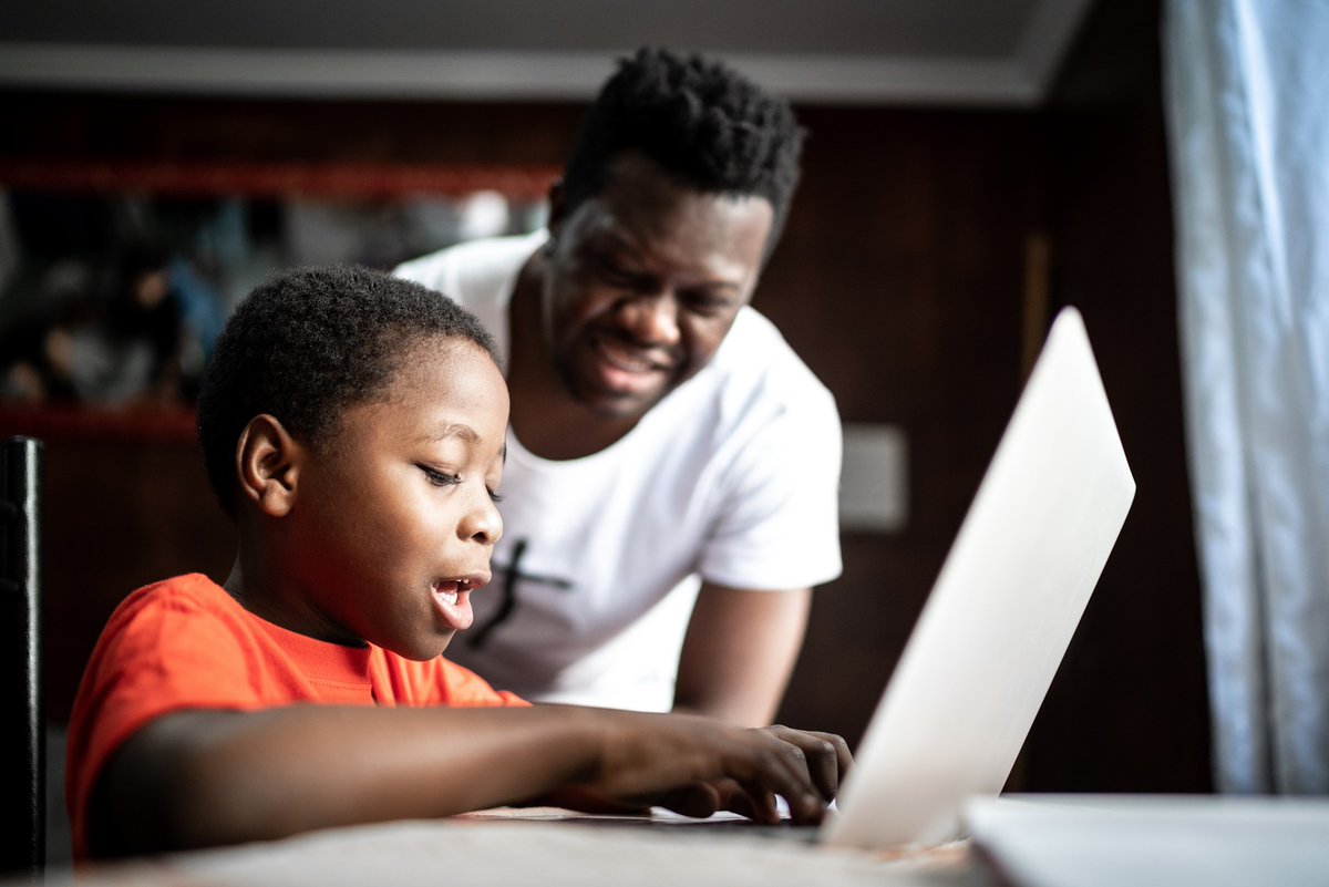 GreenwichSCP's tweet photo. @CEOPEducation has home activity sheets that parents and carers can use with their child to explore a range of online safety topics, including Social Media, Online Gaming, sending images and more https://t.co/UGnsjUowFg https://t.co/FFQpu8J4iy