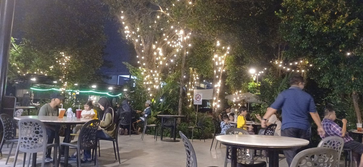 NellisDeli's tweet photo. terang benderang hari ni di RPS Conner Sunway Tambun https://t.co/89XgIP8vmB