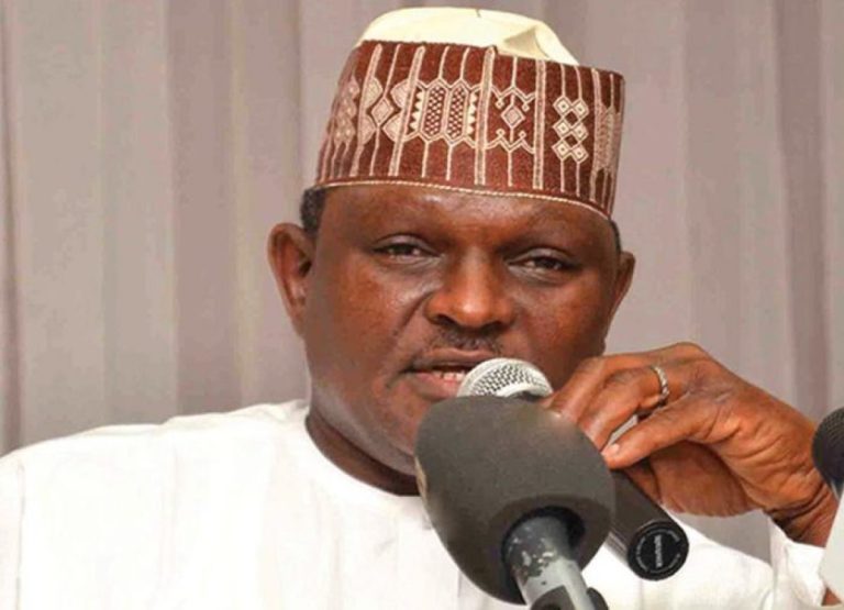 radionigeriahq's tweet photo. former chief security officer (CSO) to the late head of state, General Sani Abacha, Major Hamza Al-Mustapha, has called for synergy to build stronger institutions to address socio-economic challenges facing the nation.
#RadioNigeria #chiefsecurityofficer
https://t.co/ieedd2fDnm https://t.co/pzwDYwNmjK