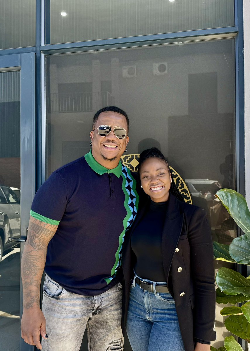 DJFreshSA's tweet image. If anybody is the poster child for #AudacityToBelieve, it’s my lil sis @KhosiNkosi! 

I am truly proud of you and how far you’ve come since your student days sharing a flat with @euphonik back in 2007/8. 

#AfricanBank