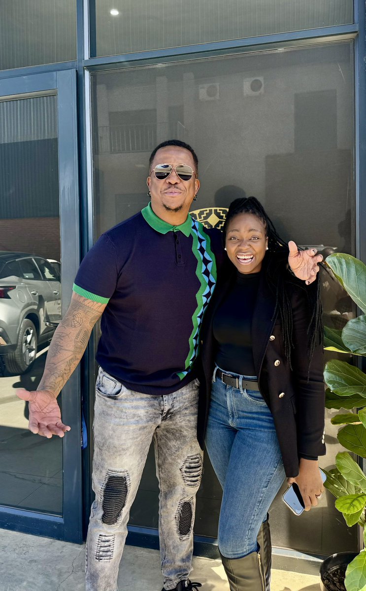 DJFreshSA's tweet image. If anybody is the poster child for #AudacityToBelieve, it’s my lil sis @KhosiNkosi! 

I am truly proud of you and how far you’ve come since your student days sharing a flat with @euphonik back in 2007/8. 

#AfricanBank