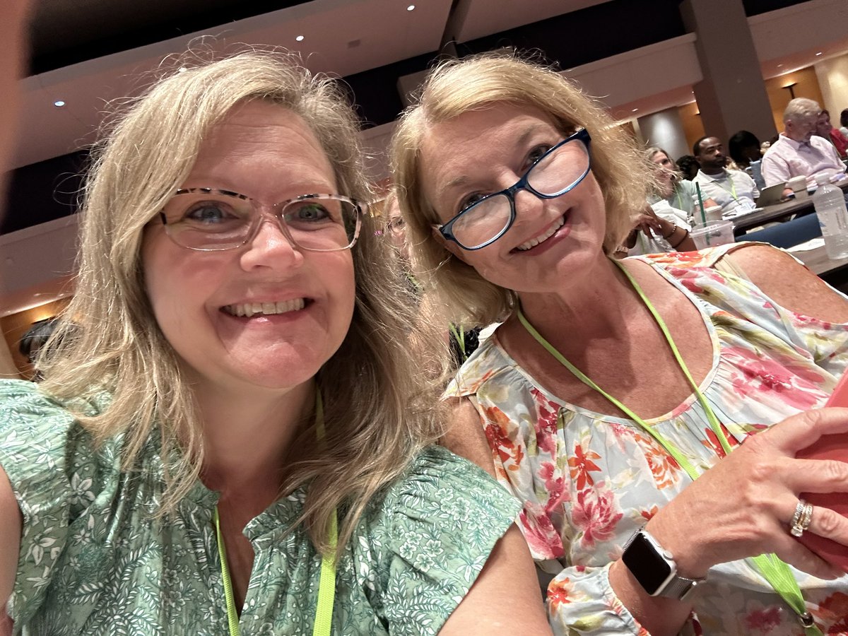 kimberlyp103's tweet photo. Bobbsey Twins, together again! Excited to be learning from @SolutionTree all things PLC! # @eperkins_70 @LeaphartElem https://t.co/swFSmHf7p3