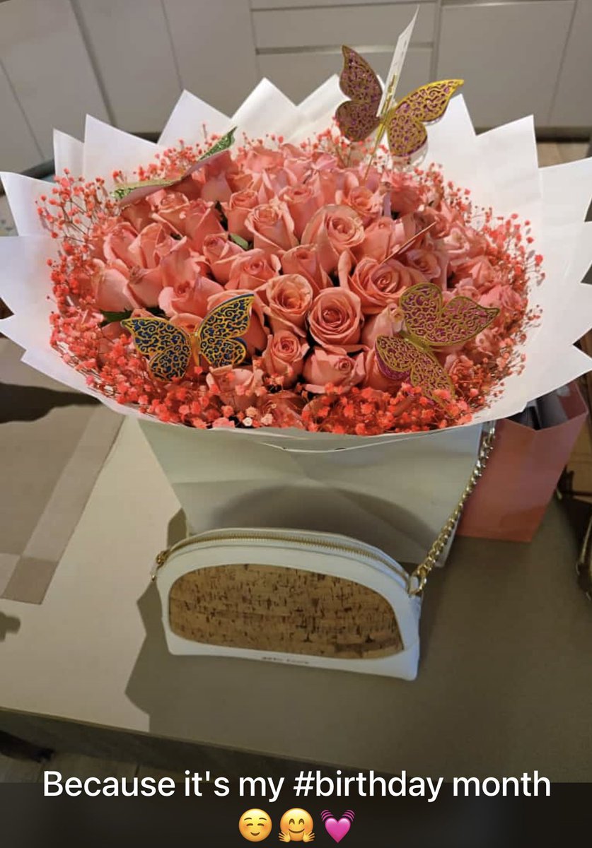 PHampersUg's tweet photo. Celebrate with Us🌹🌷💗🥀❤️‍🔥
Grace and Charm, Petal by petal🥳 https://t.co/q2ThWzBDZa