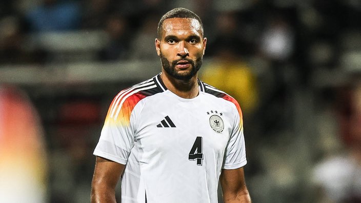 b_saebener's tweet photo. 🚨Excl. : Der Spieler, der am Mittwoch den Medizincheck beim #FCBayern absolvieren soll, ist Jonathan #Tah. Die Verhandlungen mit #Leverkusen sind kurz vor dem Abschluss, nur noch finale Details sind zu klären. Ablöse 25m+Boni. https://t.co/wZm0qBwrBD