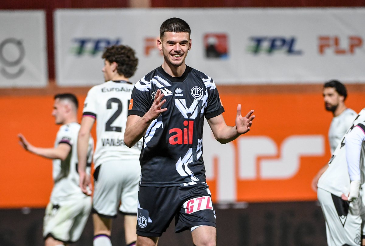 Exklusiv: Schweizer Defensivjuwel Albian Hajdari (21) ist heiss begehrt in Europas Topligen. FC Girona, FC Torino und FC Augsburg haben bereits mit Lugano Verhandlungen aufgenommen. #OrgullGironí #FCA #SFT #Mercato