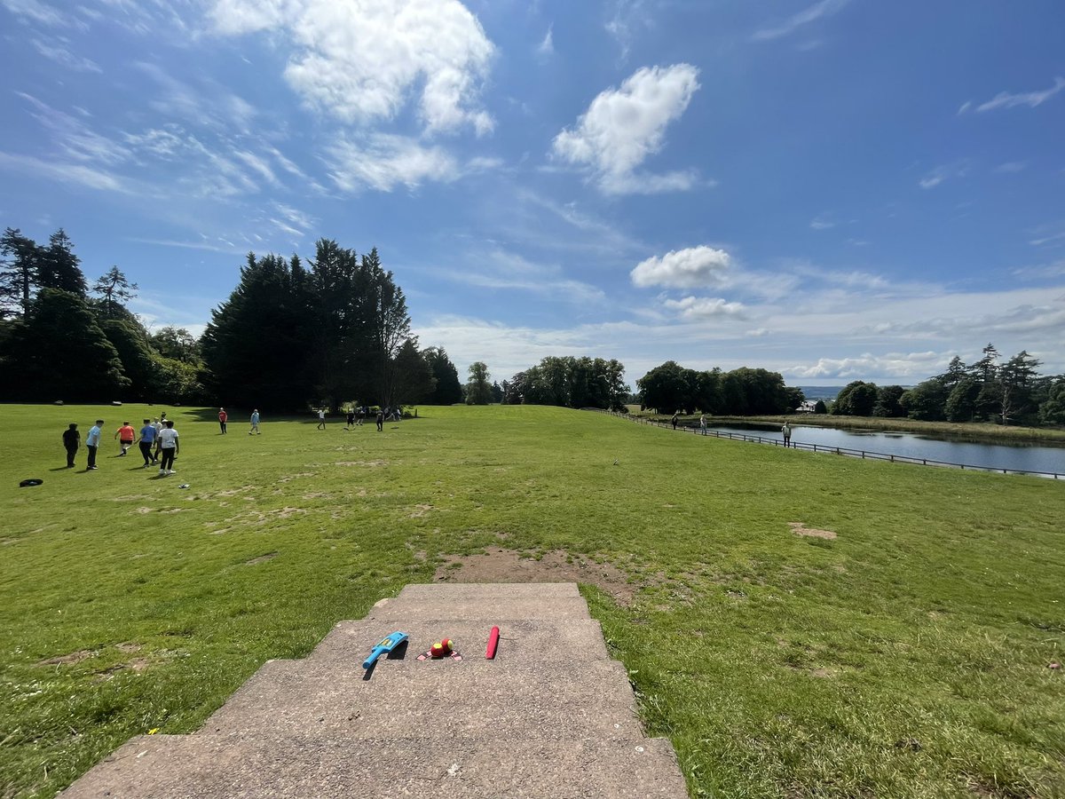 We have arrived safely in sunny Scotland! ☀️🏴󠁧󠁢󠁳󠁣󠁴󠁿 <a href="/st_leonards_sci/">St. Leonard's Science</a>