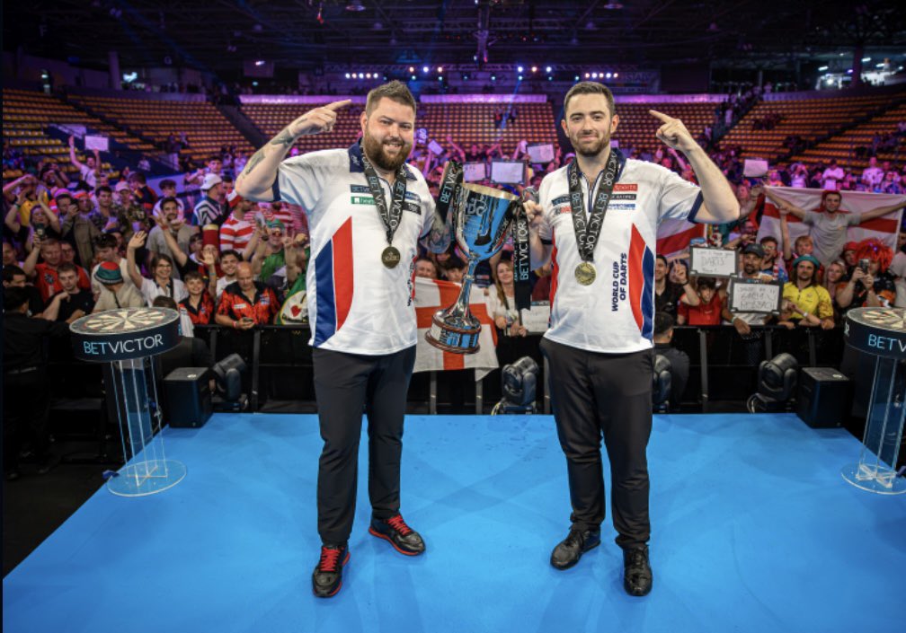 lukeh180's tweet photo. Gutted about the football last night! Spain were by far the better team, and deserved to win.. 👏🏻 but it’s ok because me and @BullyBoy180 brought home the proper trophy!! 😉🏆🏴󠁧󠁢󠁥󠁮󠁧󠁿 https://t.co/DhL2wro1ht