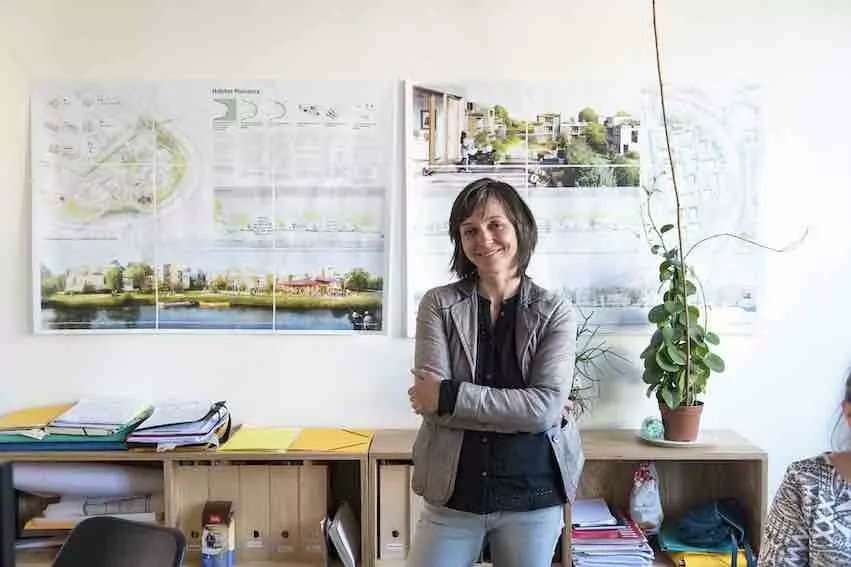 Olivier Marin (@oliviermarin1) on Twitter photo Le Grand Prix de l’urbanisme 2024 a été attribué à Claire Schorter, architecte-urbaniste et fondatrice de l’agence LAQ.  Espaces publics, nouveaux usages, biodiversité : Ile de Nantes, gare Saint Sauveur à Lille, quartiers à Rennes, à Paris...bravo :  laq.eu Le Grand Prix de l’urbanisme 2024 a été attribué à Claire Schorter, architecte-urbaniste et fondatrice de l’agence LAQ.  Espaces publics, nouveaux usages, biodiversité : Ile de Nantes, gare Saint Sauveur à Lille, quartiers à Rennes, à Paris...bravo :  laq.eu