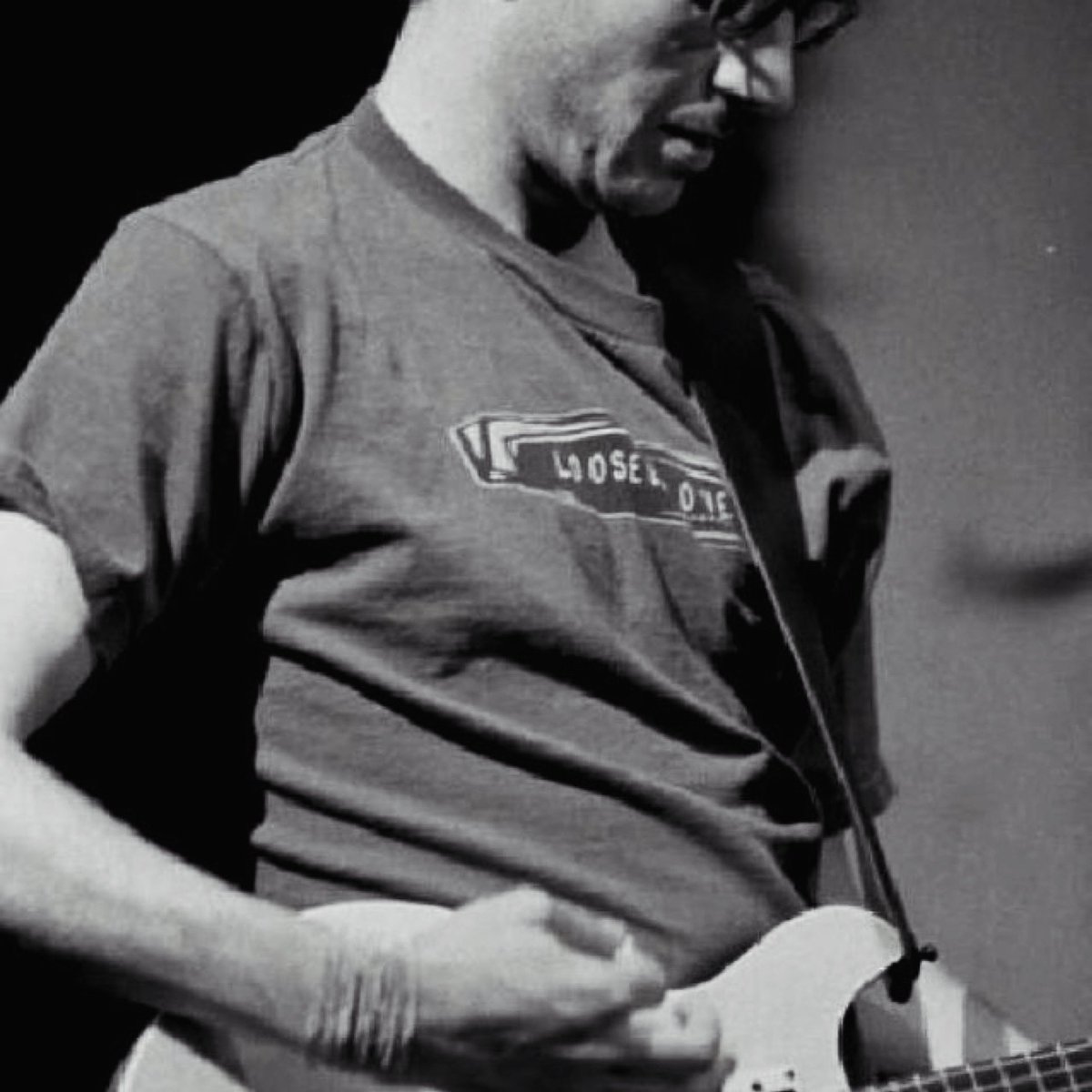 JeffAmentsArmy's tweet photo. #StoneWeek #StoneGossardWeek #pjnerds
Stone Gossard wrote both the music and lyrics of Pearl Jam’s “No Way.”
Many fans name “No Way” as their “holy grail” song, and few have actually witnessed it live. “No Way” has made the setlist only 12 times.
1/2
#noway #stonegossard https://t.co/6eufuwksbh