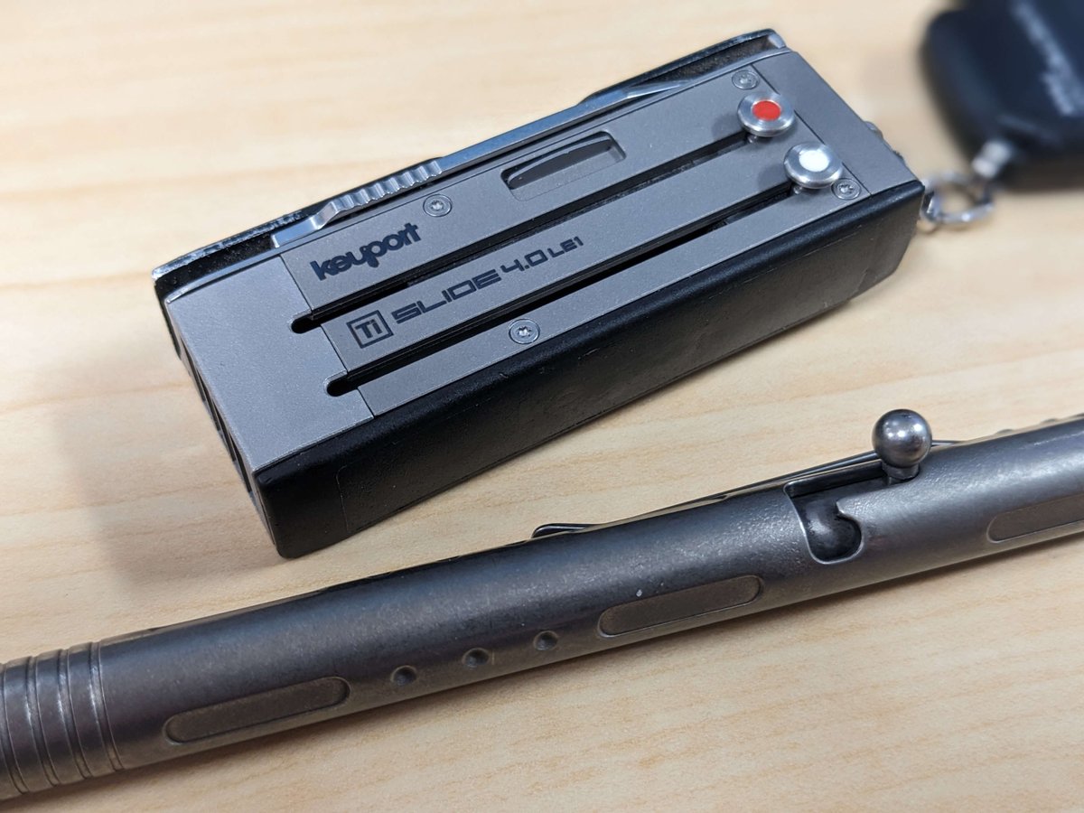 theKeyport's tweet photo. Titanium Keyport Slide 4.0 LE1 and tactical bolt-action pen via rehclip on our Discord. What do you carry with your Keyport? https://t.co/DQ5ER6H1UJ