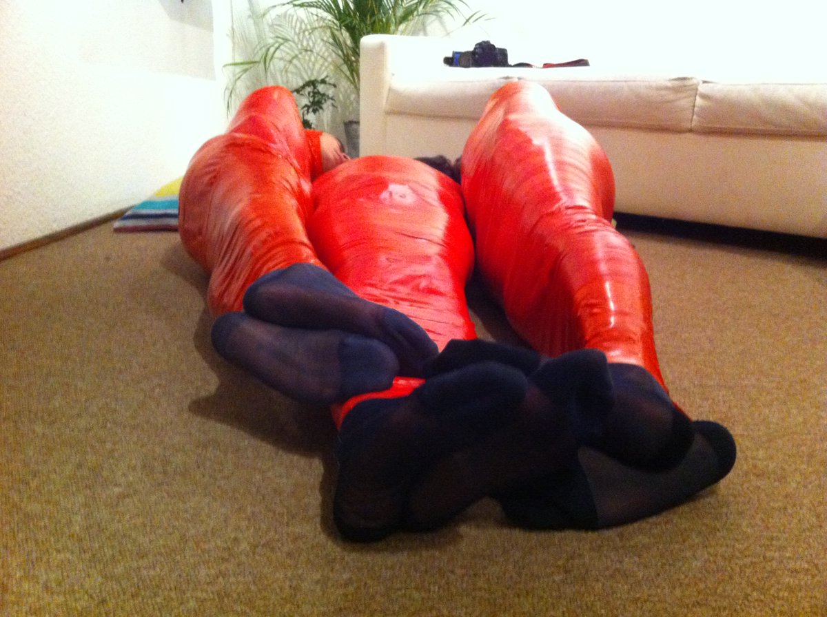 Starting whith a classic, stay in tune for new stuff #gaybondage #gaytiedup #mummification #bondage #sheersocks