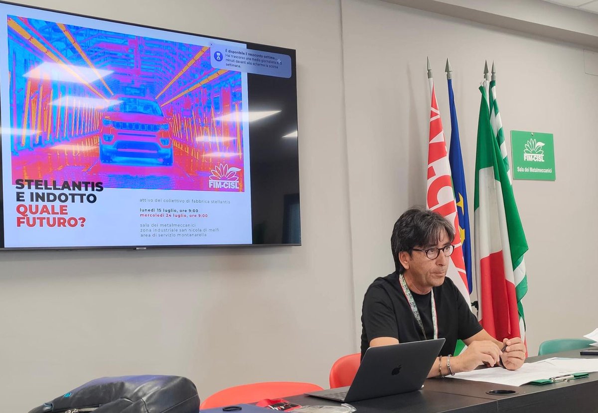 fimcislbas's tweet photo. #Stellantis, stamani a #Melfi attivo delle delegati della @fimcislbas. Mercoledì 24 luglio si replica con i delegati delle aziende dell’#indotto. Sollecitati nuovi modelli ibridi per affrontare le incertezze del mercato delle auto elettriche. https://t.co/QBInXCkCKO https://t.co/giXUJCGyBQ