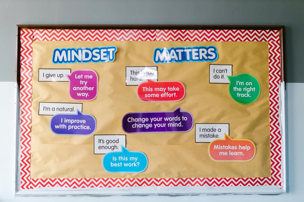 Gambillmd's tweet photo. Harness the power of positive thinking! 🌟 Your thoughts shape your happiness. Choose positivity daily and watch your life transform. Believe it—a brighter mindset means a brighter life. 🙌 #Positivity #MindsetMatters https://t.co/zD2PWFD5Yb