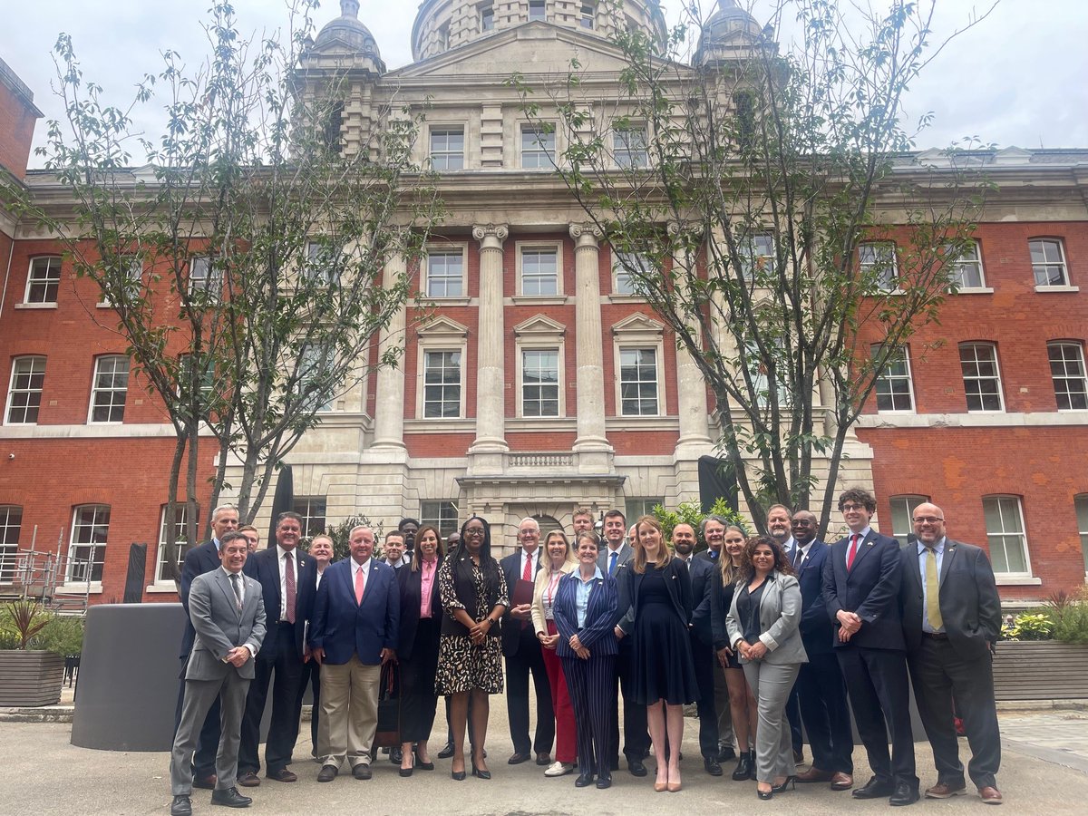 UKinAtlanta's tweet photo. We were thrilled to see our partners from South Carolina in London today for the 2nd UK-South Carolina Working Group. 

The Working Group was formed following the signature of a trade and economic agreement between the UK and the Palmetto State in 2022. https://t.co/jsNe3Sym51
