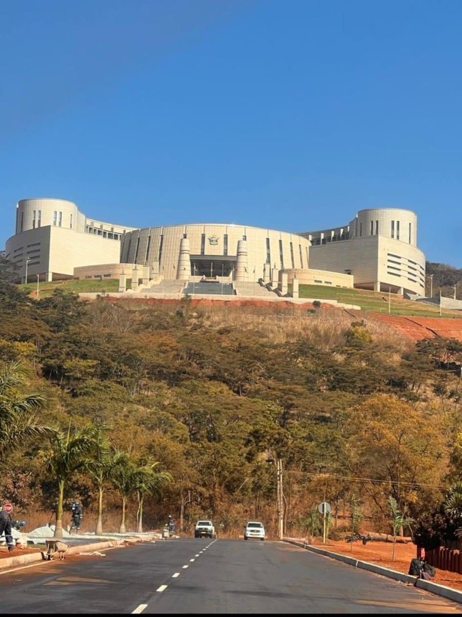 TendayiZinyama's tweet photo. Our taxpayers' money wisely used . https://t.co/hypmSxyRGC