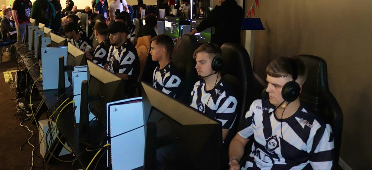 Middletnn's tweet photo. @OfficialVPG LAN with @AltayEspor 

Shoutout to @HeymiJimi / @CilengirErdi and @AltaySporKulubu 

@DellosaVPG - Respect 

@Xenaris1 
@DonUnsal 
@festik22 
@F_wizix 
@mdrjetweet 
@Pulgish_ 
@MrSAUKKO98 
@xlucosaurrr 
@ShisuiShiki_ 
@xOpTolle 

The Real MVPS 🐐 

Buyak Altay 🤍🖤 https://t.co/DO2uDXuACR