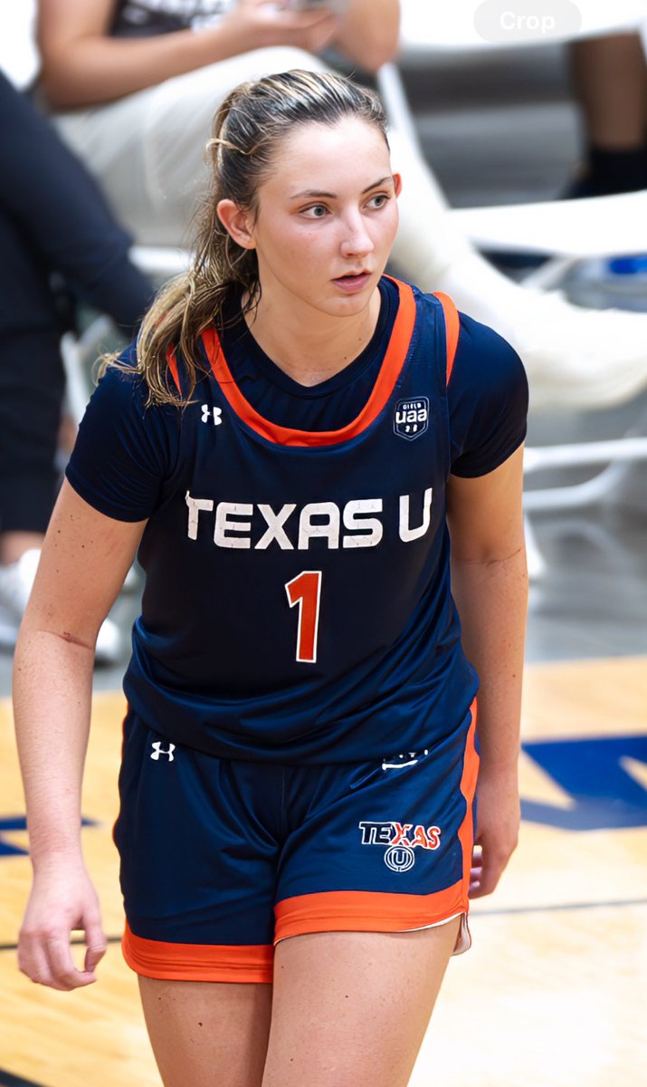 TXUBasketball's tweet photo. Our Kendall Mosley @KendallMosley32 goes off for 11 Threes today in our last Pool Game at @UANextGHoops Session 2‼️ Best shooter at the stop hands down. Stock is thru the roof📈
#TXUFam🖤🧡
#USvsJULY https://t.co/VjbSgZARpM