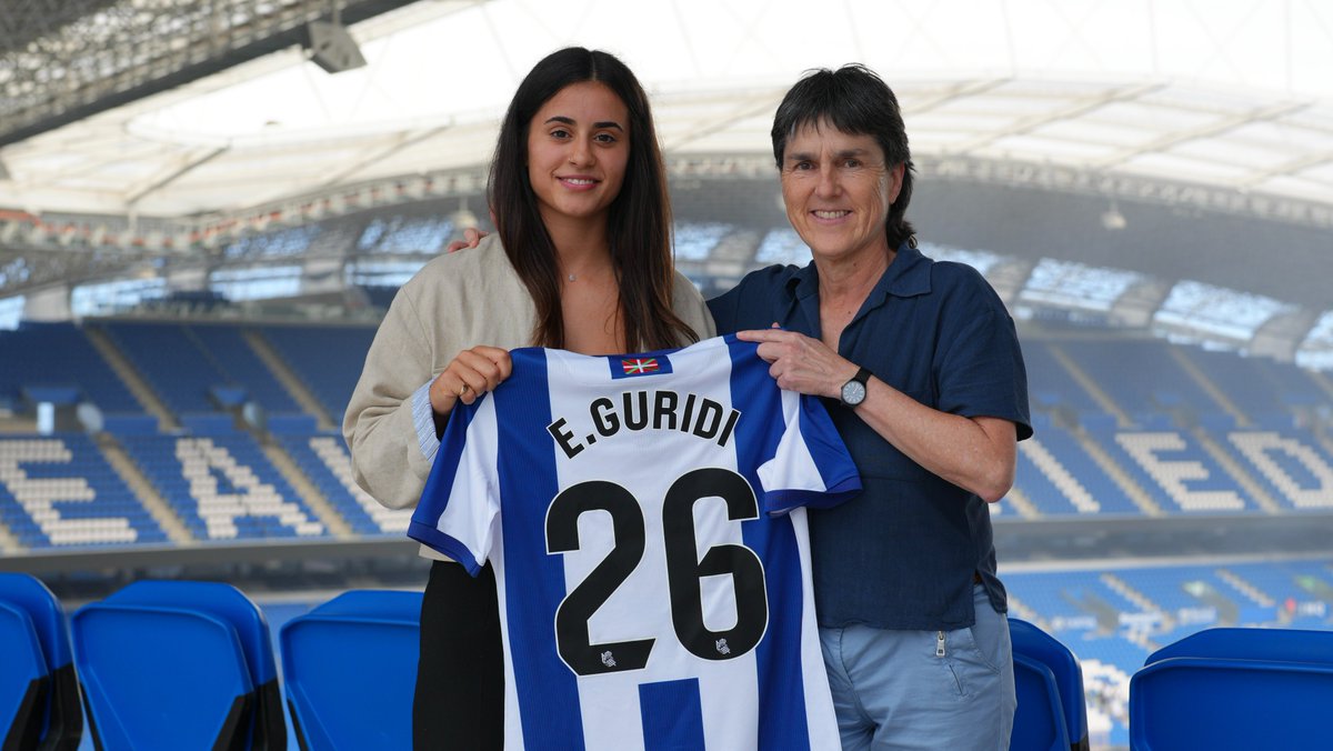 RealSociedadFEM's tweet photo. 💙💙

#EGuridi | #WeareReal https://t.co/EOQh0eXP8t