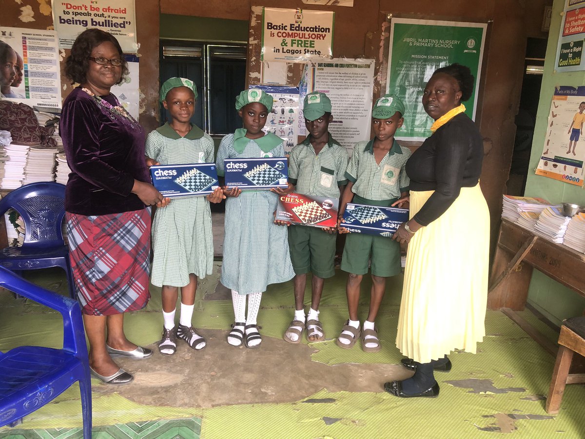 chinehneh's tweet image. A company that cares gifted our champions that emerged from #Agege  #ChessSets 

They were jointly received by the Head Teachers. 

Thanks so much #RollzridesLogisticsServices for the wonderful gifts. 

&quot;The Federal Government&quot; 2baba #EndBadGovernanceInNigeria &quot;Man U&quot; Bread