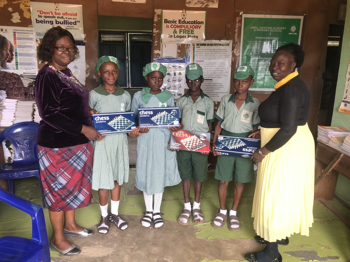 chinehneh's tweet image. A company that cares gifted our champions that emerged from #Agege  #ChessSets 

They were jointly received by the Head Teachers. 

Thanks so much #RollzridesLogisticsServices for the wonderful gifts. 

&quot;The Federal Government&quot; 2baba #EndBadGovernanceInNigeria &quot;Man U&quot; Bread