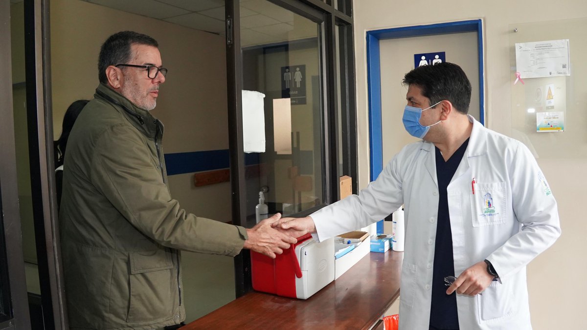 IESSec's tweet photo. 📍Durante su recorrido al @IESSHJCA las autoridades visitaron: 

✅ Laboratorio genética y molecular
✅ Oncología clínica
✅ UCI pediátrica
✅ Aulas Hospitalarias y más servicios de esta casa de salud https://t.co/SZ4YajsdzY