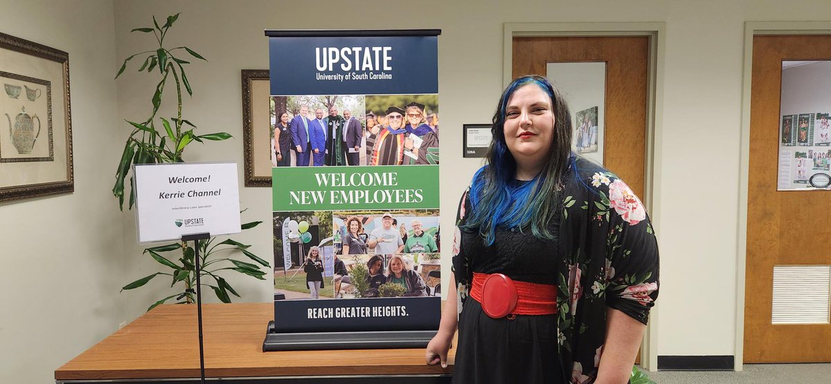 uscupstatetrain's tweet photo. Kerrie Channel is our new Interlibrary Loan Specialist @USCUpstate. Another alumna makes USC Upstate their work choice!  Welcome back, Kerrie!  #newstaff https://t.co/yt8ZQ0b0cy